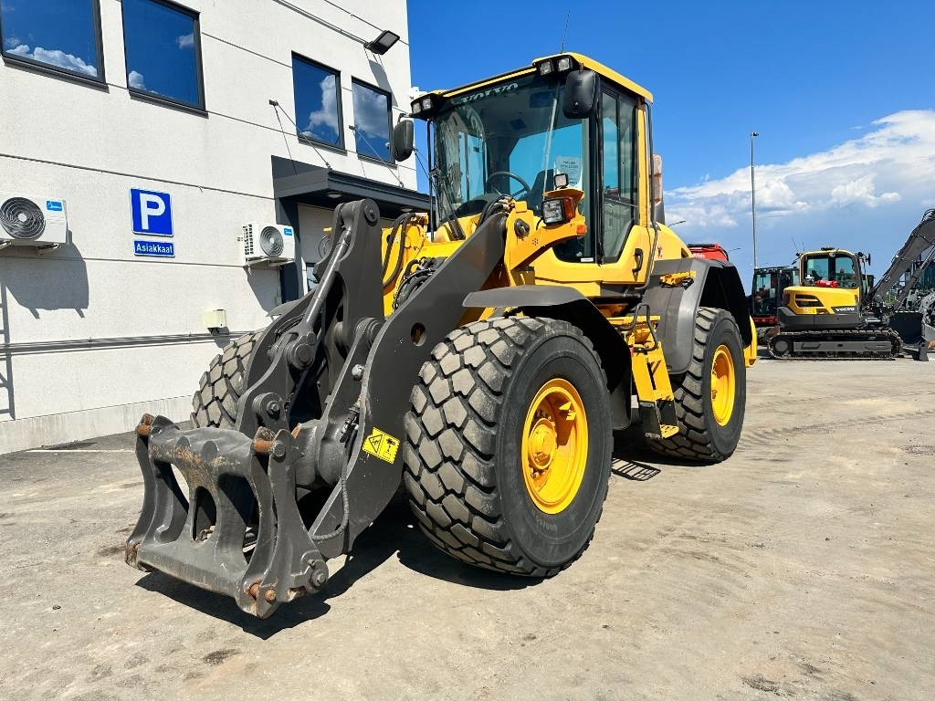 Лизинг на Volvo L70G vipuohjaus, 3' ja 4' hydr  Volvo L70G vipuohjaus, 3' ja 4' hydr: слика 9