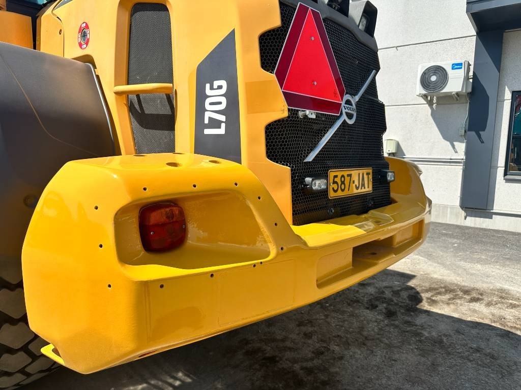 Лизинг на Volvo L70G vipuohjaus, 3' ja 4' hydr  Volvo L70G vipuohjaus, 3' ja 4' hydr: слика 16