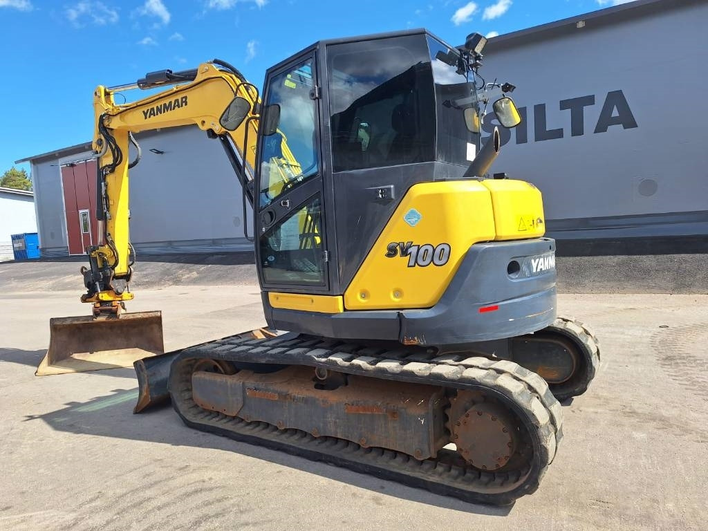 Yanmar SV100-2A PYÖRITTÄJÄLLÄ  - Мини багер: слика 2 Yanmar SV100-2A PYÖRITTÄJÄLLÄ  - Мини багер: слика 2