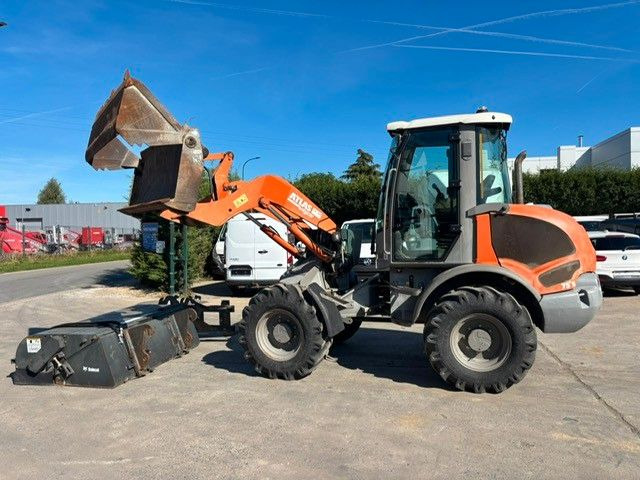 Atlas 75e S. Schaufel, Gabel, Bürste. - Натоварувач на тркала: слика 2 Atlas 75e S. Schaufel, Gabel, Bürste. - Натоварувач на тркала: слика 2