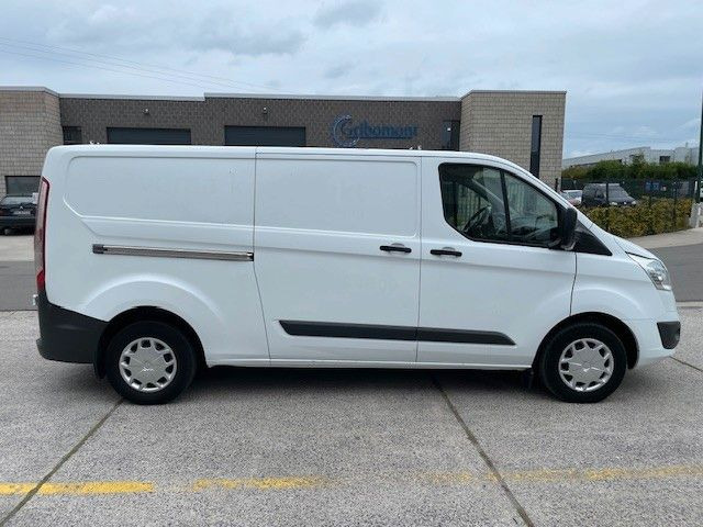 Ford Transit Custom 2.2TDCI. Klima. Tempomat. L2. - Мало комбе: слика 2 Ford Transit Custom 2.2TDCI. Klima. Tempomat. L2. - Мало комбе: слика 2