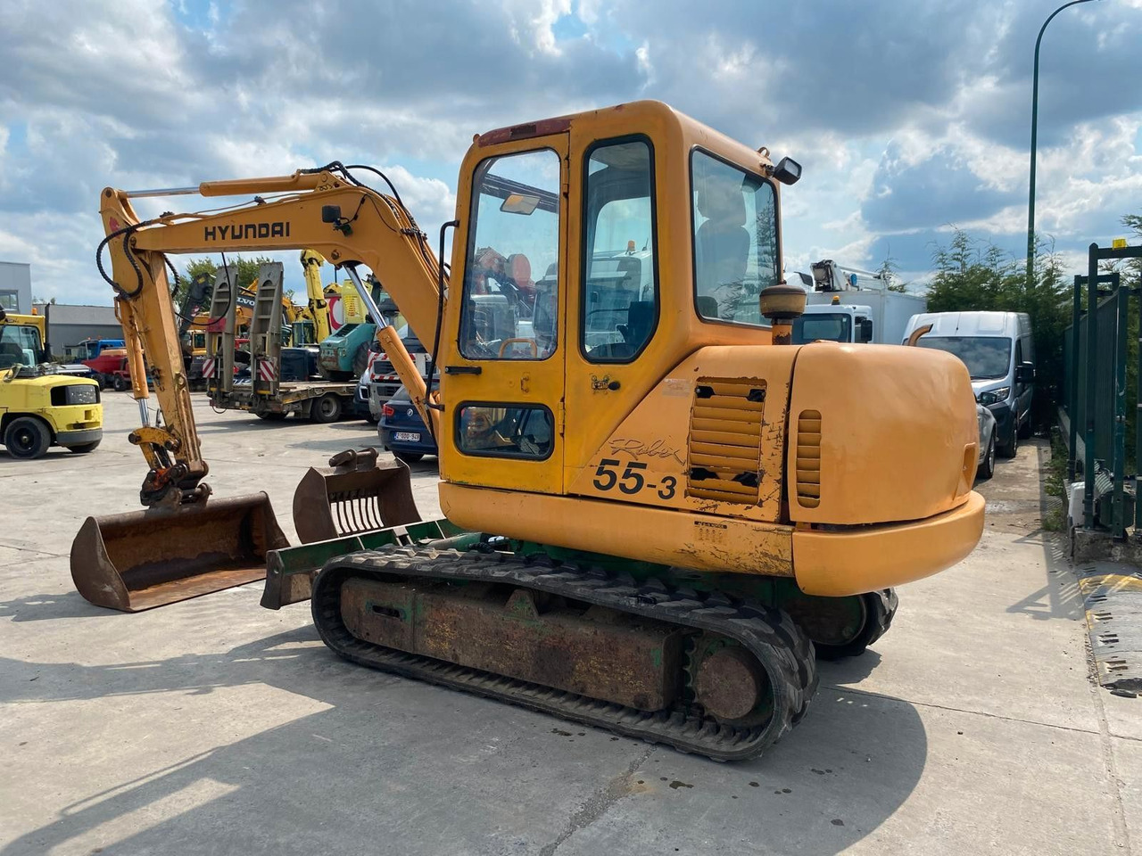 Hyundai Robex 55-3. 2 Löffel. - Мини багер: слика 2 Hyundai Robex 55-3. 2 Löffel. - Мини багер: слика 2