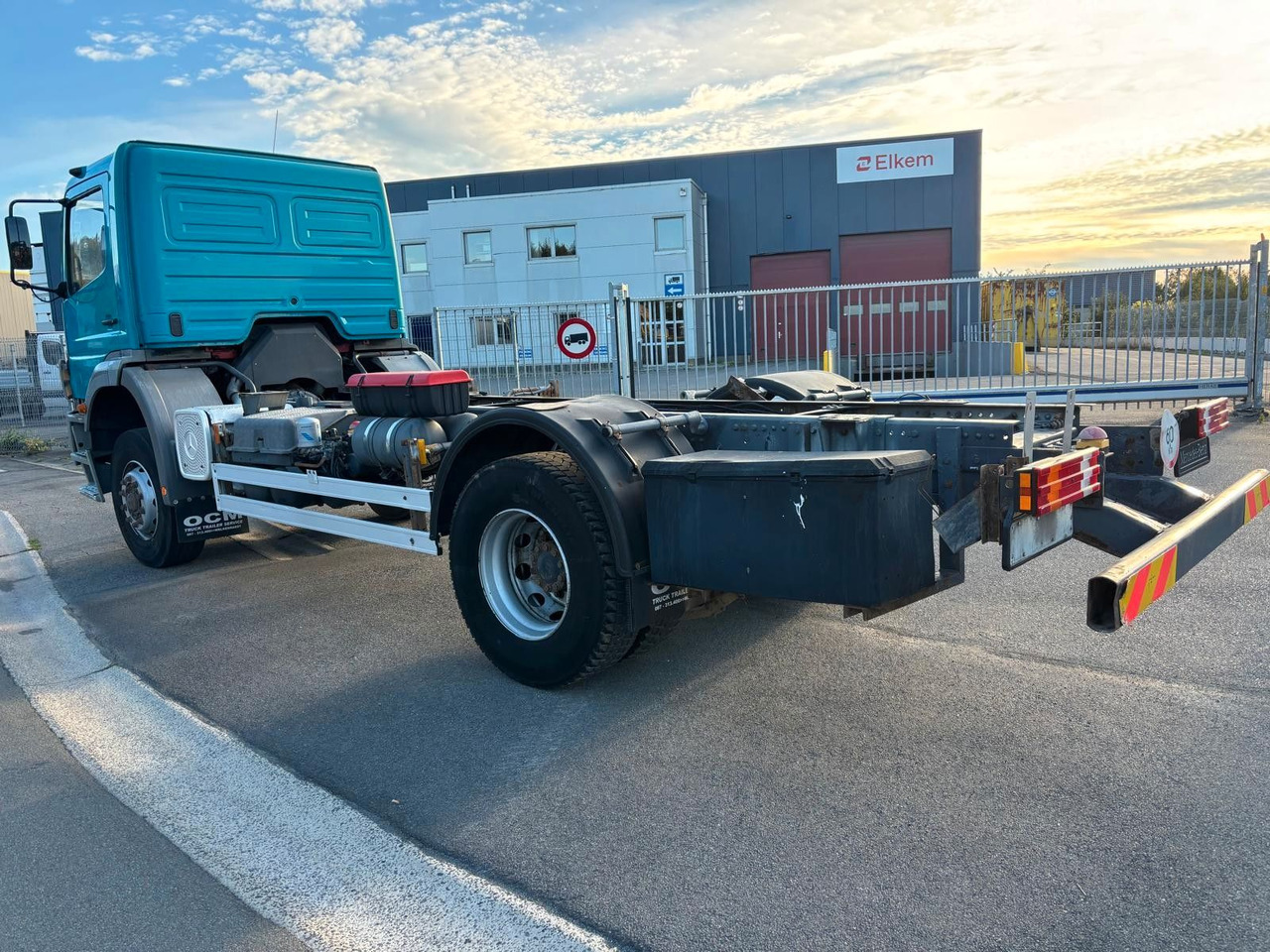 Mercedes-Benz Atego 1823. 6 Zylinder. - Камион со кабинска шасија: слика 5 Mercedes-Benz Atego 1823. 6 Zylinder. - Камион со кабинска шасија: слика 5