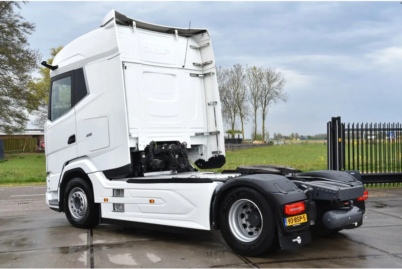 DAF XG 480 4x2 - 230 TKM - CAMERA SYSTEM - PARK. AIRCO - 2 x FUEL TANKS - APPLE CARPLAY/ANDROID - LED LIGHTS - TOP CONDITION - - Камион влекач: слика 3 DAF XG 480 4x2 - 230 TKM - CAMERA SYSTEM - PARK. AIRCO - 2 x FUEL TANKS - APPLE CARPLAY/ANDROID - LED LIGHTS - TOP CONDITION - - Камион влекач: слика 3