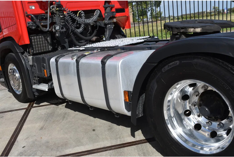 Scania R450 NGS 4x2 - ADR FL - RETARDER - 782 TKM - PTO - PARK. AIRCO - 4 POINT AIR SUSPENSION - ALCOA'S - LED LIGHTS - - Камион влекач: слика 4 Scania R450 NGS 4x2 - ADR FL - RETARDER - 782 TKM - PTO - PARK. AIRCO - 4 POINT AIR SUSPENSION - ALCOA'S - LED LIGHTS - - Камион влекач: слика 4