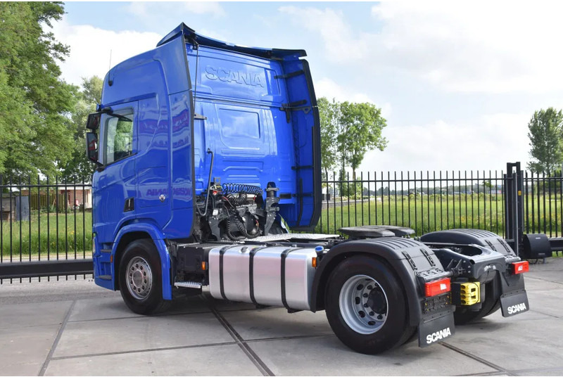Scania R530 V8 NGS 4x2 - ADR FL - RETARDER - 253 TKM - ACC - NAVI - PTO - DIFF. LOCK - EXCELLENT CONDITION - - Камион влекач: слика 3 Scania R530 V8 NGS 4x2 - ADR FL - RETARDER - 253 TKM - ACC - NAVI - PTO - DIFF. LOCK - EXCELLENT CONDITION - - Камион влекач: слика 3