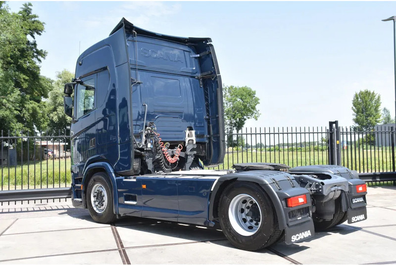 Scania S450 NGS 4x2NB - FULL AIR - 727 TKM - RETARDER - PARK. AIRCO - 2 x FUEL TANKS - TOP CONDITION - - Камион влекач: слика 3 Scania S450 NGS 4x2NB - FULL AIR - 727 TKM - RETARDER - PARK. AIRCO - 2 x FUEL TANKS - TOP CONDITION - - Камион влекач: слика 3