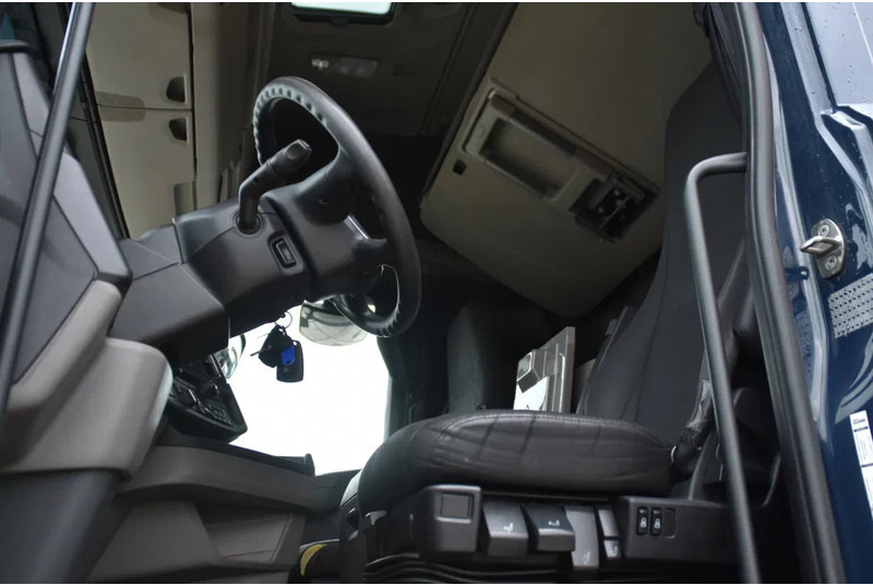 Scania S450 NGS 4x2NB - FULL AIR - RETARDER - ACC - PARK. AIRCO - 2 x FUEL TANKS - TOP CONDITION - - Камион влекач: слика 4 Scania S450 NGS 4x2NB - FULL AIR - RETARDER - ACC - PARK. AIRCO - 2 x FUEL TANKS - TOP CONDITION - - Камион влекач: слика 4