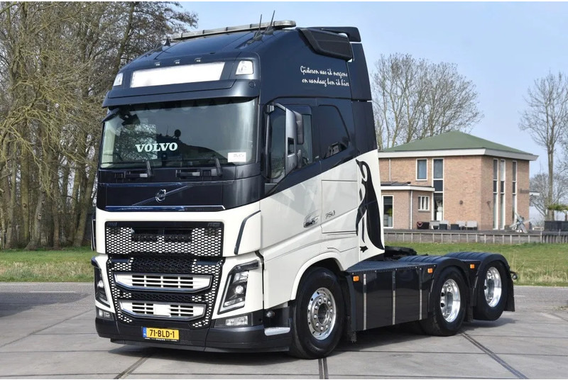 Volvo FH 16.750 Globetrotter XL 6x2 - RETARDER - FULL AIR - PARK. AIRCO - DYNAMIC STEERING - SLIDING FIFTH WHEEL - ALCOA'S - TOP CONDI - Камион влекач: слика 2 Volvo FH 16.750 Globetrotter XL 6x2 - RETARDER - FULL AIR - PARK. AIRCO - DYNAMIC STEERING - SLIDING FIFTH WHEEL - ALCOA'S - TOP CONDI - Камион влекач: слика 2