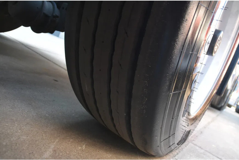 Транспортер на контејнер/ Полуприколка со променливо тело Pacton T3-010 - 2 LIFT AXLES - DRUM BRAKES - BPW AXLES - 2 x EXTENDABLE - GOOD CONDITION -: слика 14