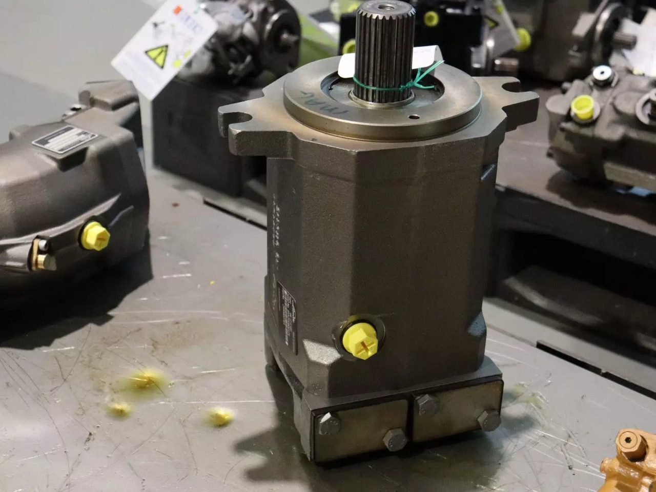 LINDE HMF 135-02 - Хидрауличен мотор за Градежна машина: слика 2 LINDE HMF 135-02 - Хидрауличен мотор за Градежна машина: слика 2