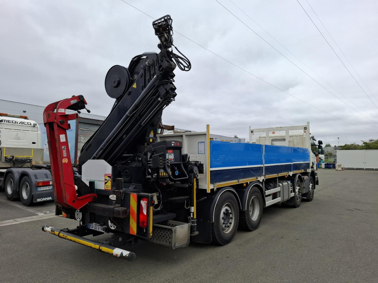 SCANIA SCANIA P41 8/2*6 Plat +Grue 21TM - Камион со кабинска шасија: слика 3 SCANIA SCANIA P41 8/2*6 Plat +Grue 21TM - Камион со кабинска шасија: слика 3