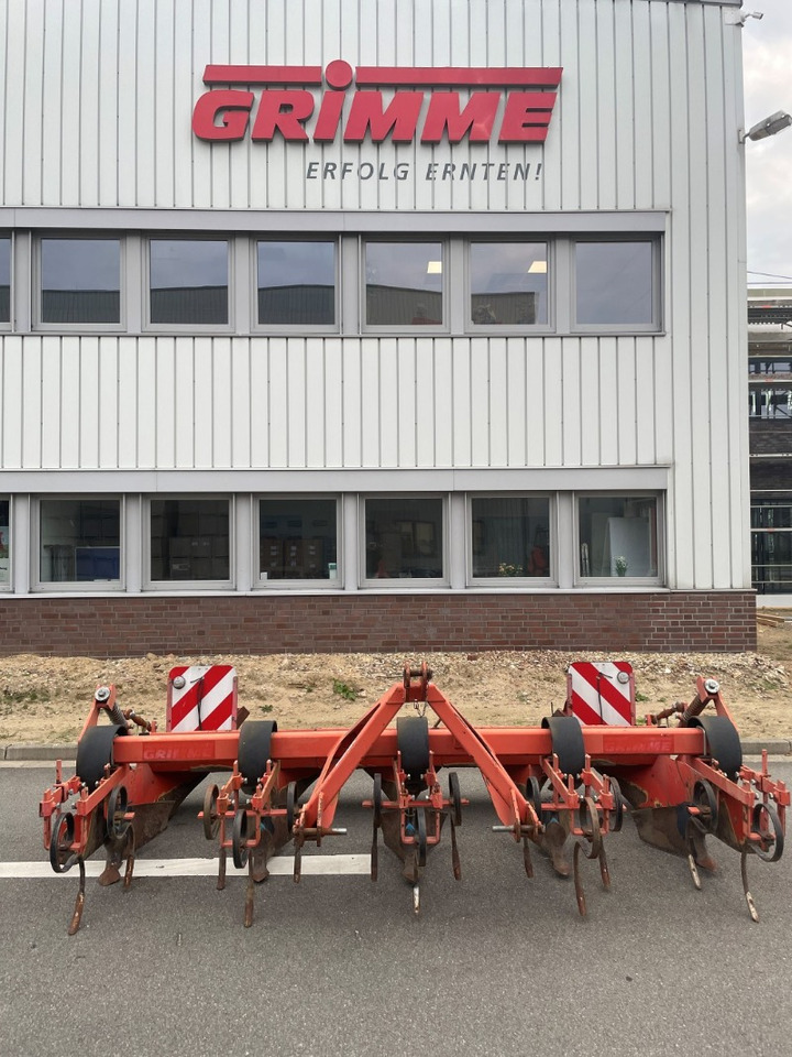 Gruse HD3000 - Машина за жнеење: слика 1 Gruse HD3000 - Машина за жнеење: слика 1