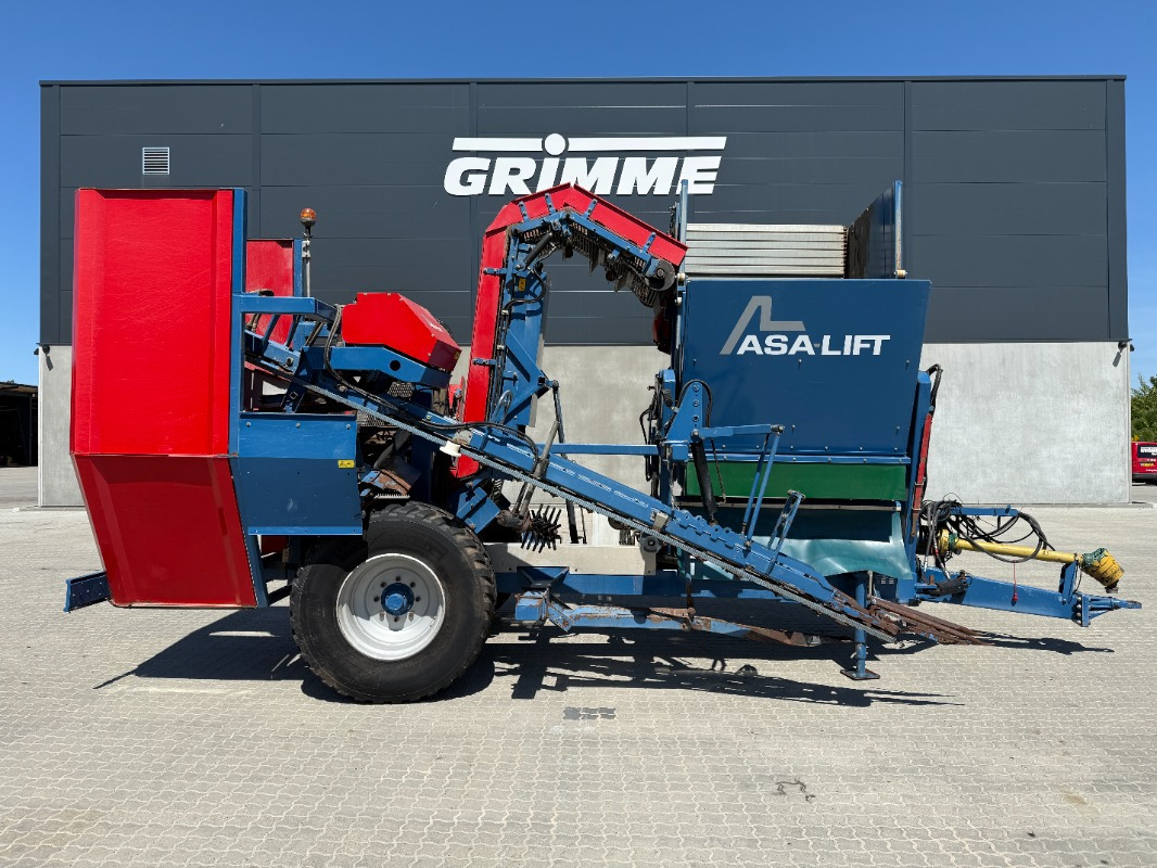 ASA-Lift T-130-B - Машина за берба на грозје: слика 1 ASA-Lift T-130-B - Машина за берба на грозје: слика 1
