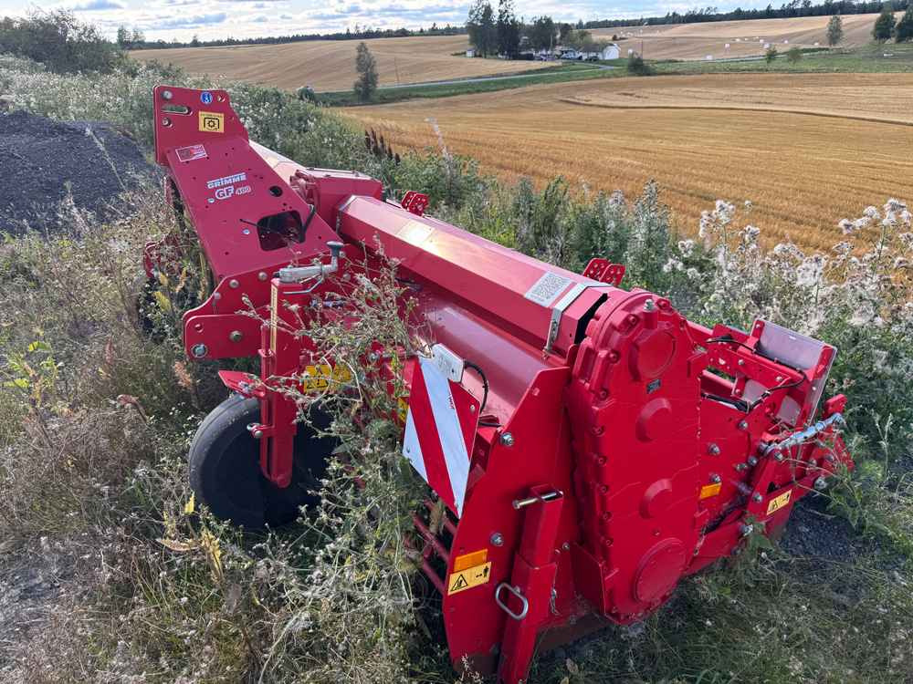 Grimme GF 400 - Машина за жнеење: слика 1 Grimme GF 400 - Машина за жнеење: слика 1