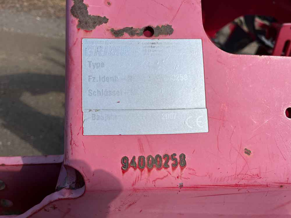 Grimme GH-4 - Машина за жнеење: слика 2 Grimme GH-4 - Машина за жнеење: слика 2