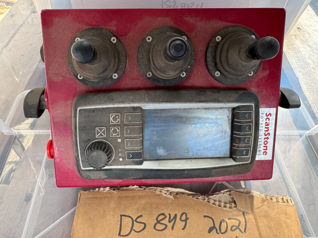 Scanstone 4215 WDH - Комбајн за компир: слика 2 Scanstone 4215 WDH - Комбајн за компир: слика 2