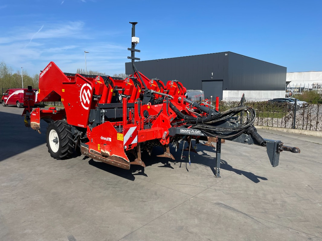 Dewulf CP 42 Trailed SC Compact - Машина за жнеење: слика 1 Dewulf CP 42 Trailed SC Compact - Машина за жнеење: слика 1