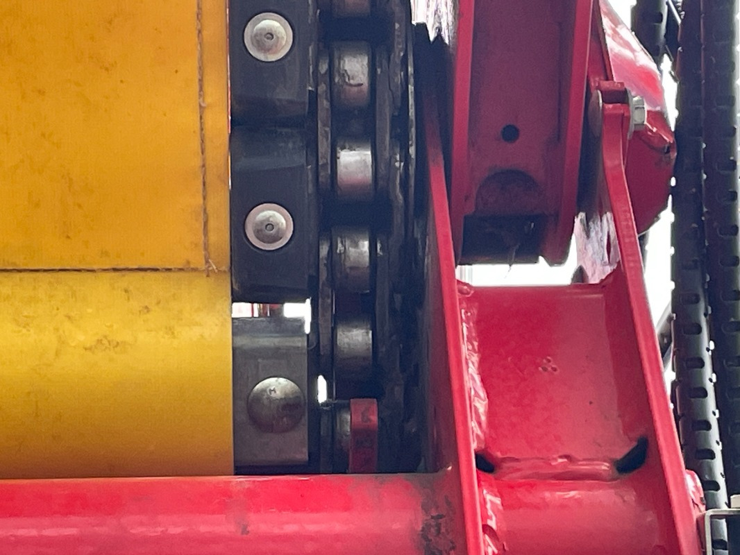 Grimme VARITRON 470 RS - Машина за жнеење: слика 3 Grimme VARITRON 470 RS - Машина за жнеење: слика 3