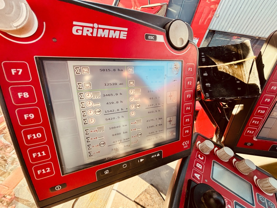 Grimme MAXTRON 620 - Машина за жнеење: слика 4 Grimme MAXTRON 620 - Машина за жнеење: слика 4