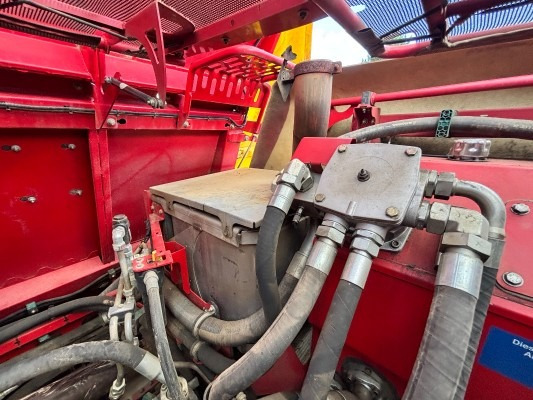 Машина за жнеење Grimme MAXTRON II 620: слика 15