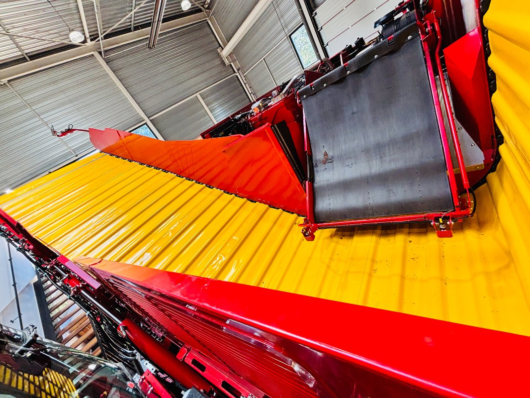 Grimme VARITRON 470 GEN III - Машина за жнеење: слика 2 Grimme VARITRON 470 GEN III - Машина за жнеење: слика 2