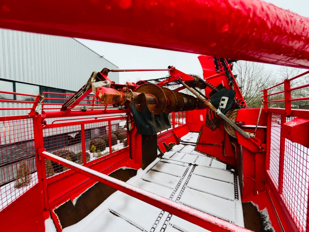 Holmer T4-40 - Машина за жнеење: слика 4 Holmer T4-40 - Машина за жнеење: слика 4