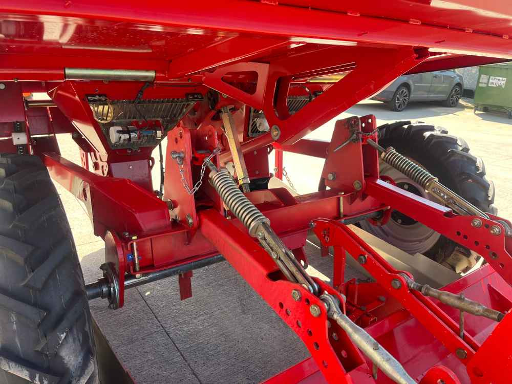 Grimme GL 32 B - Машина за жнеење: слика 2 Grimme GL 32 B - Машина за жнеење: слика 2