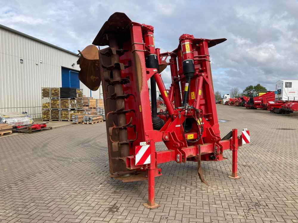 Grimme Grimme, GF600, 6 Row/3Bed Tilla, Rotovator - Машина за жнеење: слика 1 Grimme Grimme, GF600, 6 Row/3Bed Tilla, Rotovator - Машина за жнеење: слика 1