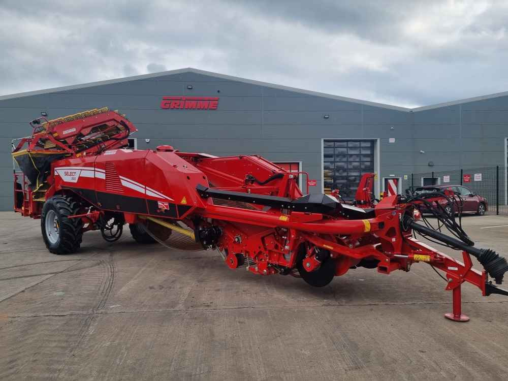 Grimme Grimme Select 200 2 Row Trailed Potato Harvester - Машина за жнеење: слика 1 Grimme Grimme Select 200 2 Row Trailed Potato Harvester - Машина за жнеење: слика 1