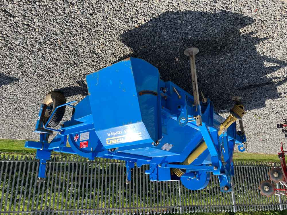 Standen Standen, FT-2, Front Mounted, 2 Row, Topper - Машина за жнеење: слика 1 Standen Standen, FT-2, Front Mounted, 2 Row, Topper - Машина за жнеење: слика 1
