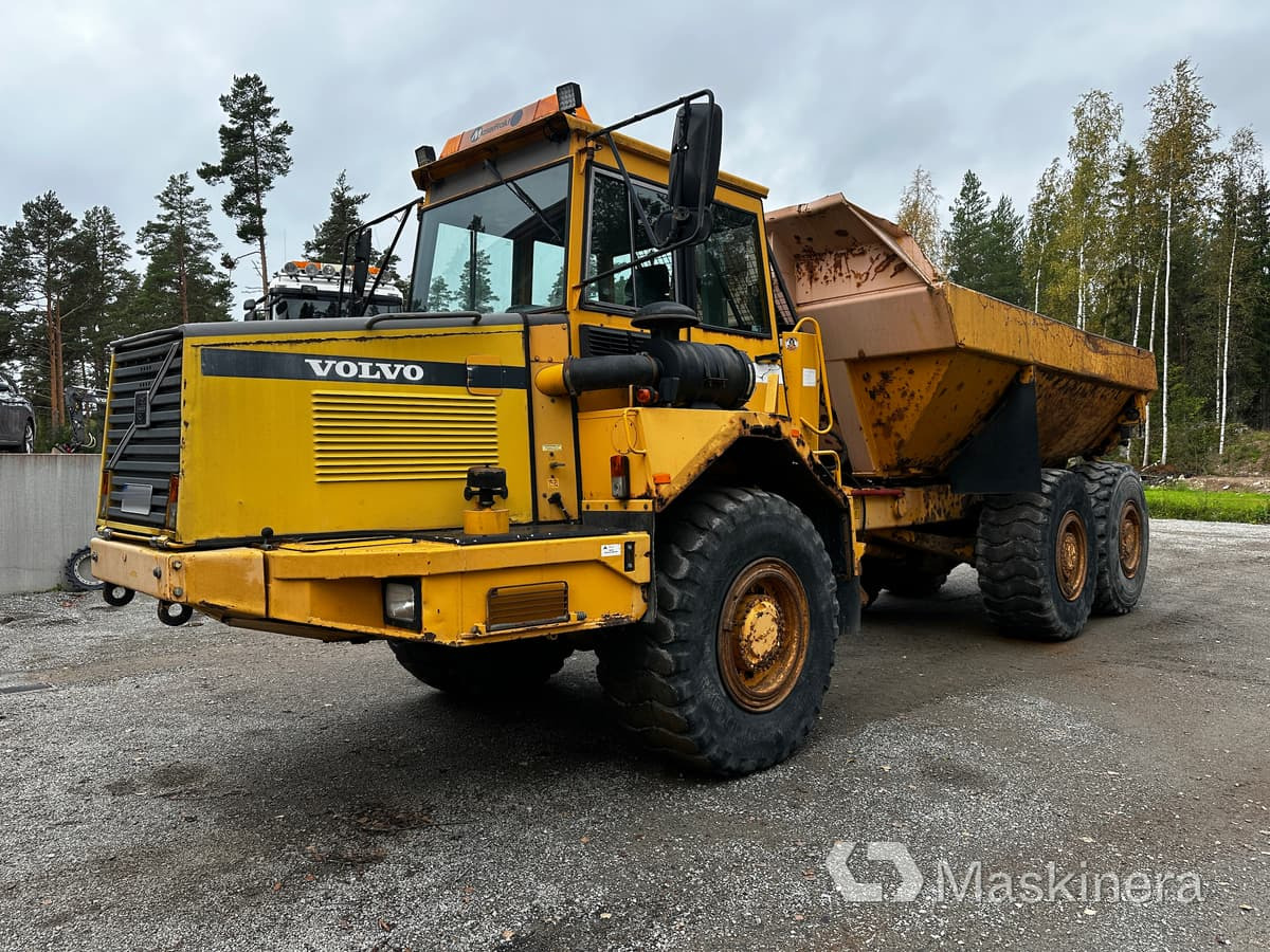 Dumper Volvo A20C - Зглобен истоварувач: слика 1 Dumper Volvo A20C - Зглобен истоварувач: слика 1