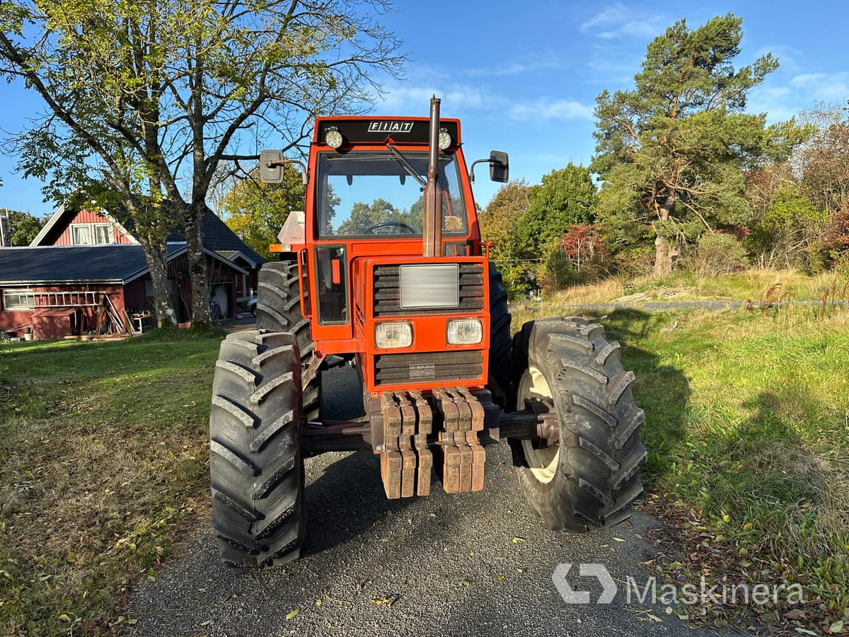 Fiat 880DT Traktor Fiat 880DT - Трактор: слика 2 Fiat 880DT Traktor Fiat 880DT - Трактор: слика 2