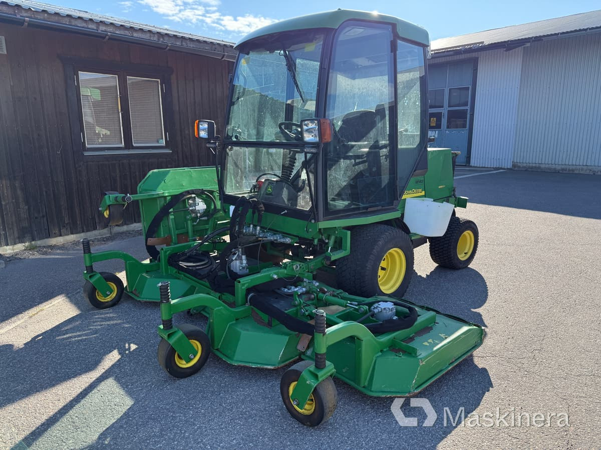 Gräsklippare John Deere 1505 - Градинарска косилка: слика 1 Gräsklippare John Deere 1505 - Градинарска косилка: слика 1