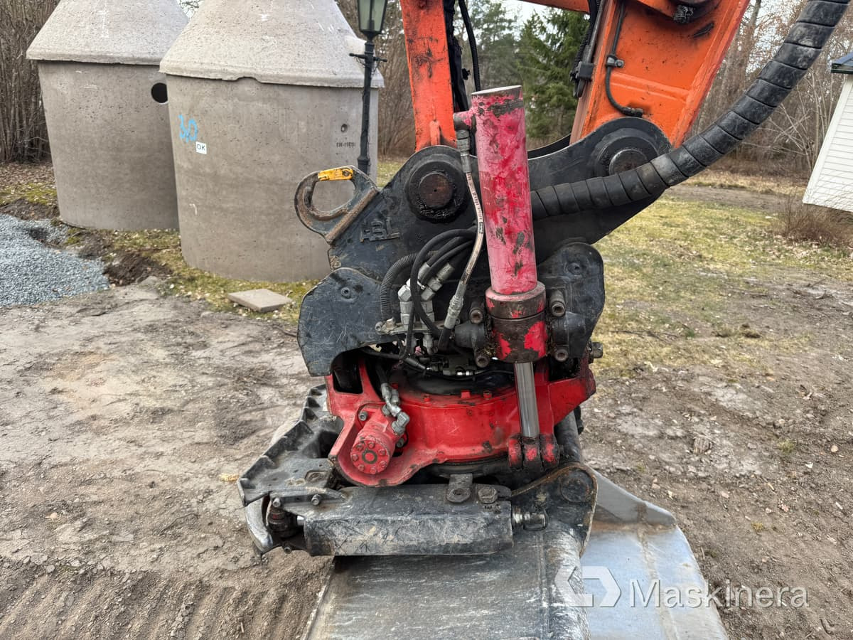Багер гасеничар Grävmaskin Hitachi ZX130-3: слика 44