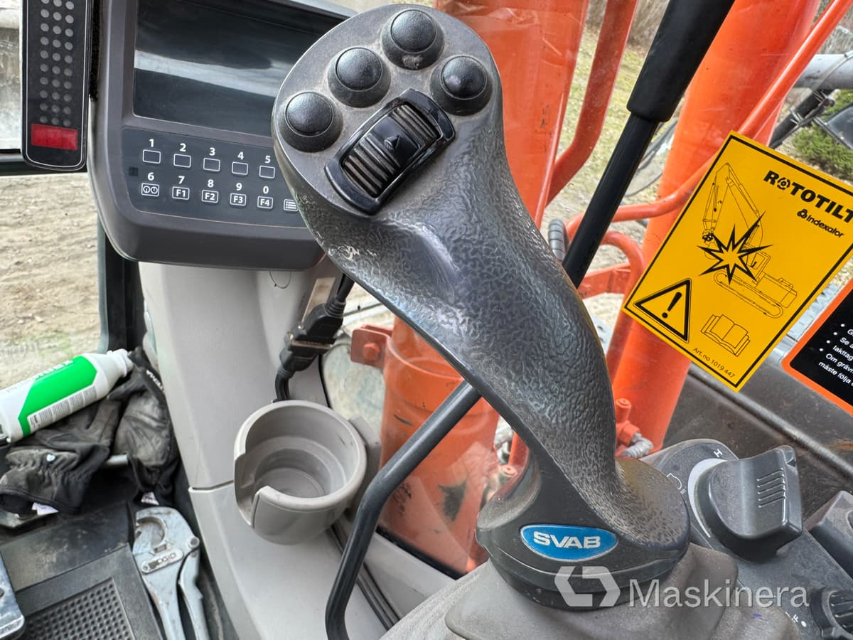 Багер гасеничар Grävmaskin Hitachi ZX130-3: слика 20