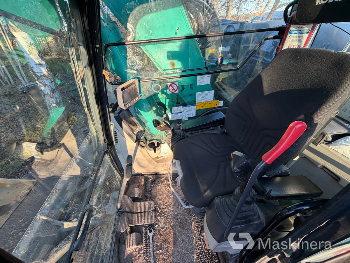 Багер гасеничар Grävmaskin Kobelco SK140SRLC-5: слика 44