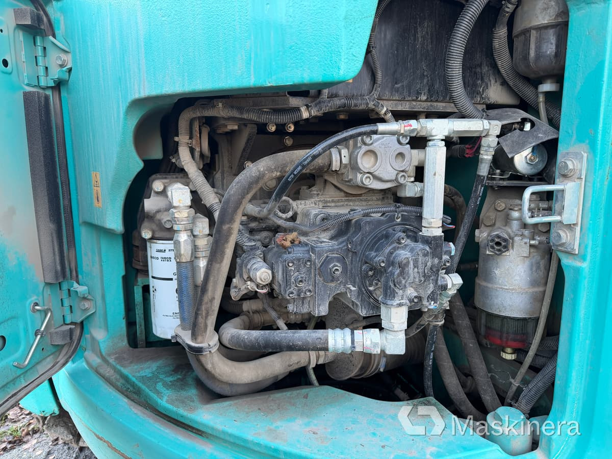 Багер гасеничар Grävmaskin Kobelco SK140SRLC-5: слика 33