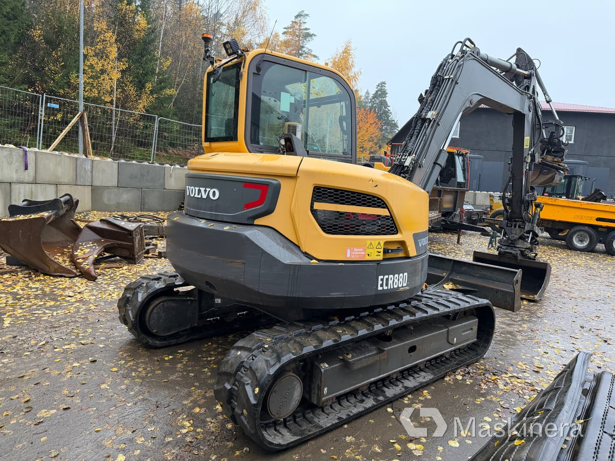 Grävmaskin Volvo ECR88D med tillbehör - Багер гасеничар: слика 4 Grävmaskin Volvo ECR88D med tillbehör - Багер гасеничар: слика 4