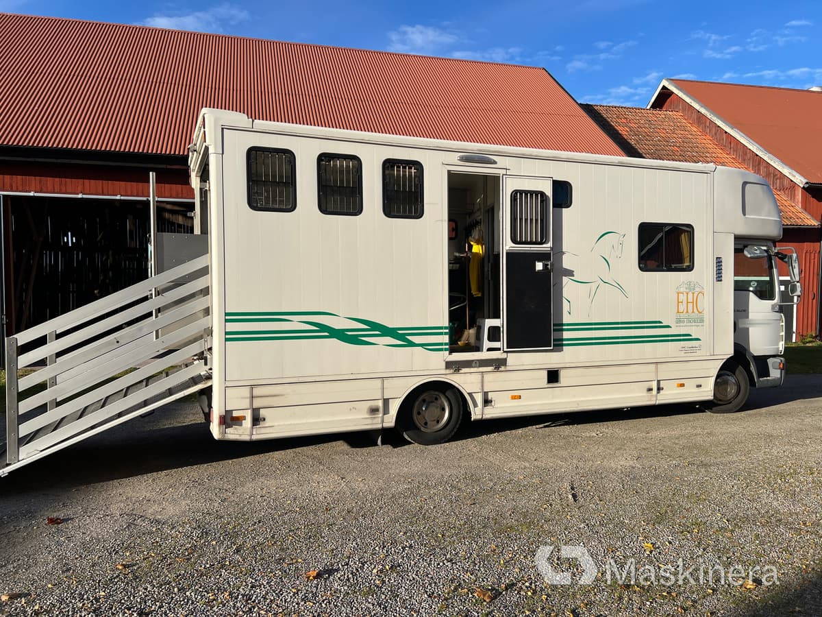 Hästlastbil MAN TGL 10.210 4X2 BL - Камион за коњи: слика 5 Hästlastbil MAN TGL 10.210 4X2 BL - Камион за коњи: слика 5