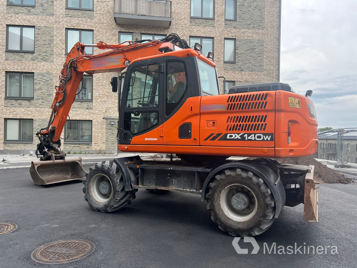 Лизинг на  Hjugrävare Doosan DX140-3 Hjugrävare Doosan DX140-3: слика 7