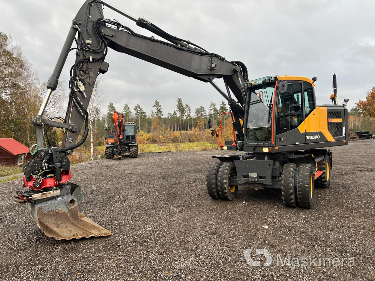 Hjulgrävare Volvo EW160E - Багер гасеничар: слика 1 Hjulgrävare Volvo EW160E - Багер гасеничар: слика 1