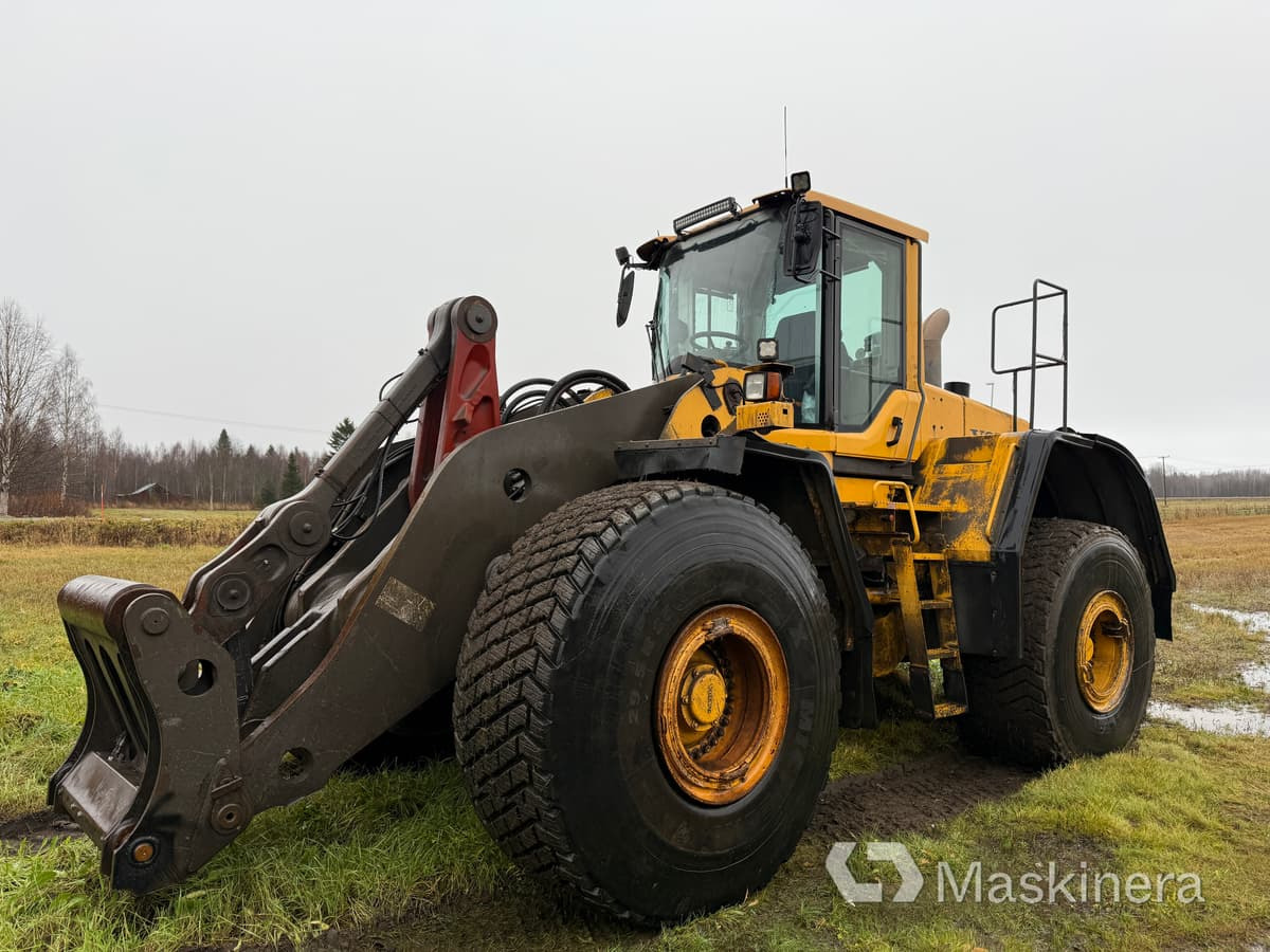 Hjullastare Volvo L220F & Lastarskopa - Натоварувач на тркала: слика 1 Hjullastare Volvo L220F & Lastarskopa - Натоварувач на тркала: слика 1