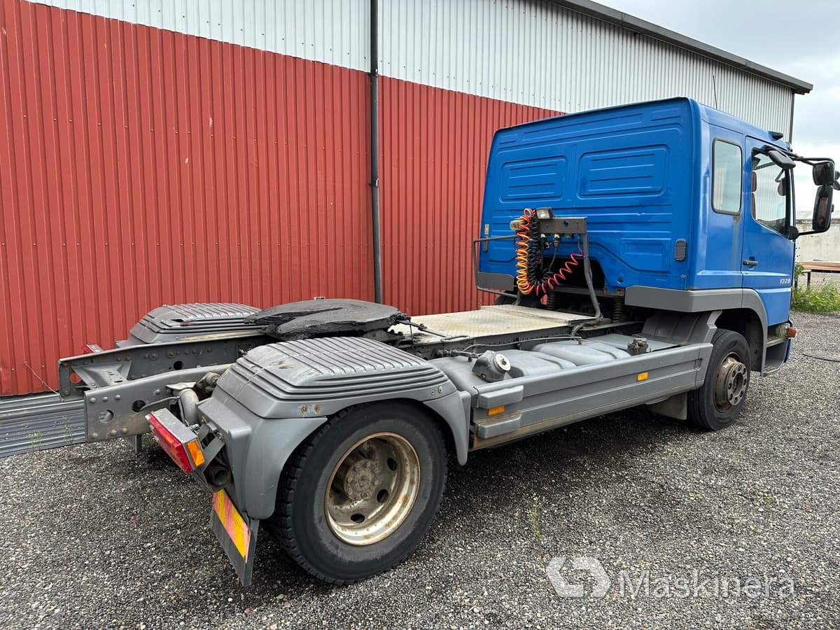Lastbil Mercedes-Benz Atego 1328 LS 4X - Камион влекач: слика 3 Lastbil Mercedes-Benz Atego 1328 LS 4X - Камион влекач: слика 3
