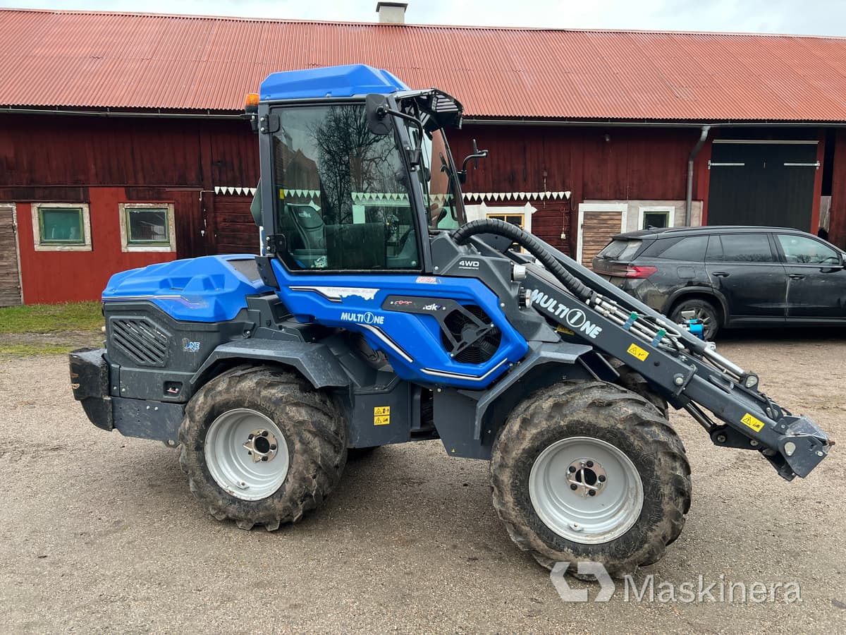 Kompaktlastare MultiOne 11,6K - Земјоделски натоварувач: слика 4 Kompaktlastare MultiOne 11,6K - Земјоделски натоварувач: слика 4