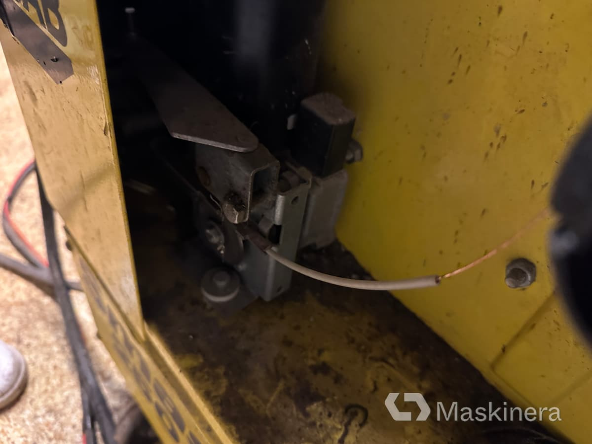 Migsvets ESAB Smashweld 250 med svetsbord - Опрема за заварување: слика 5 Migsvets ESAB Smashweld 250 med svetsbord - Опрема за заварување: слика 5