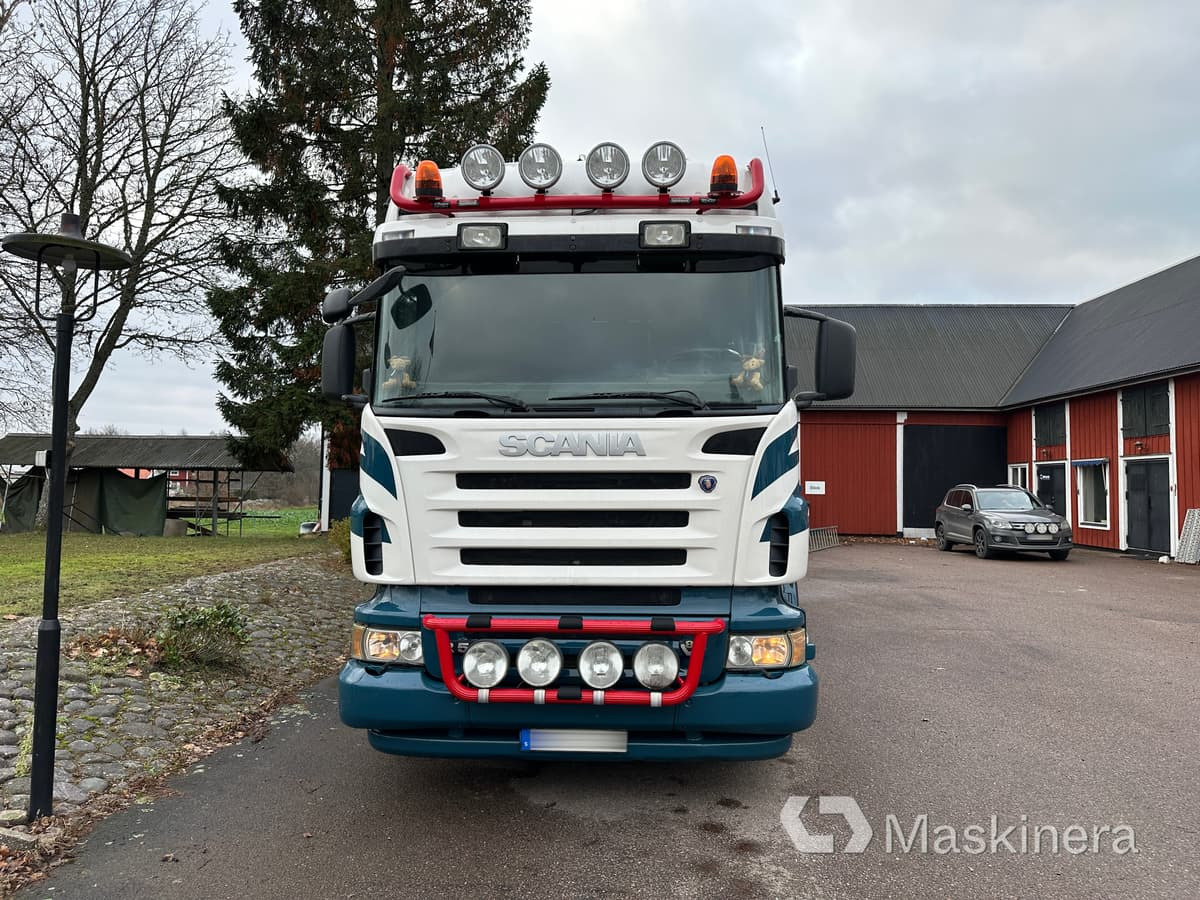 SCANIA R500LB6X4HHA Lastväxlare Scania R500 med FTG V10CX kran - Камион со кука за подигање: слика 2 SCANIA R500LB6X4HHA Lastväxlare Scania R500 med FTG V10CX kran - Камион со кука за подигање: слика 2
