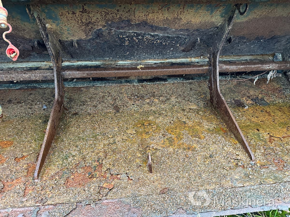 Распрскувач на песок/ Сол Sandspridare Valsspridare YSTA: слика 9