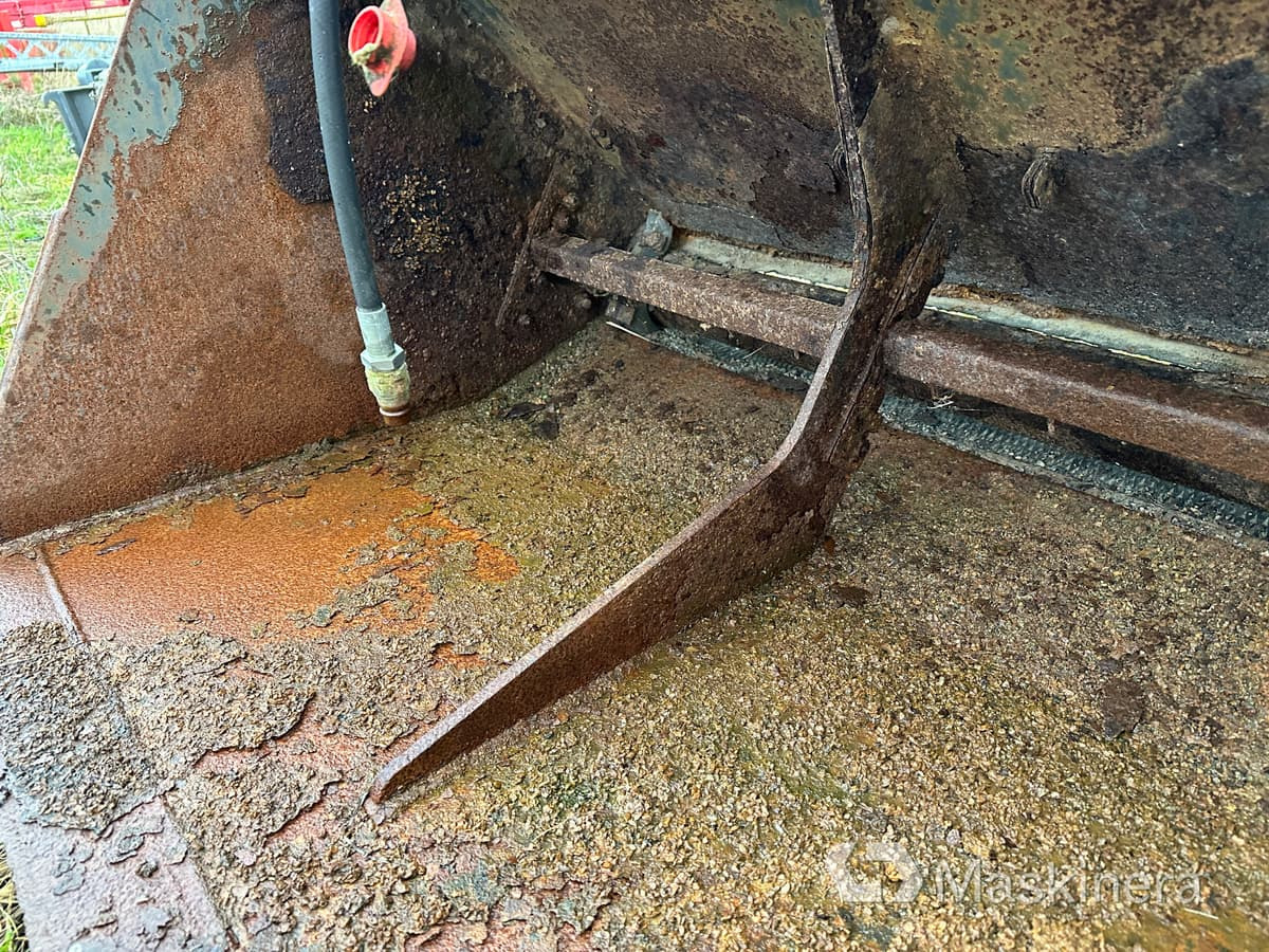 Распрскувач на песок/ Сол Sandspridare Valsspridare YSTA: слика 16