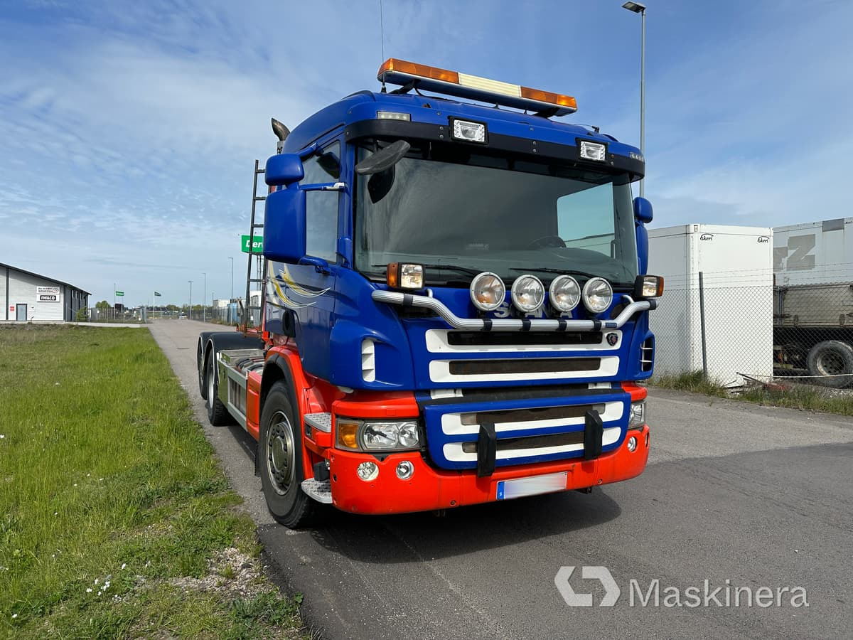 Scania P400LB6X2*4HNB Lastväxlare Scania P400 6X2*4 - Камион со кука за подигање: слика 3 Scania P400LB6X2*4HNB Lastväxlare Scania P400 6X2*4 - Камион со кука за подигање: слика 3